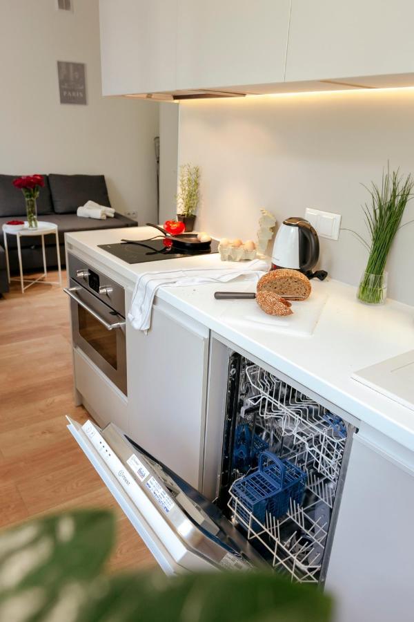 Jana Pawla II 36 - Bezplatny Podziemny Garaz - Free Parking - W Pelni Wyposazone Studio - Better Rental Варшава Екстериор снимка